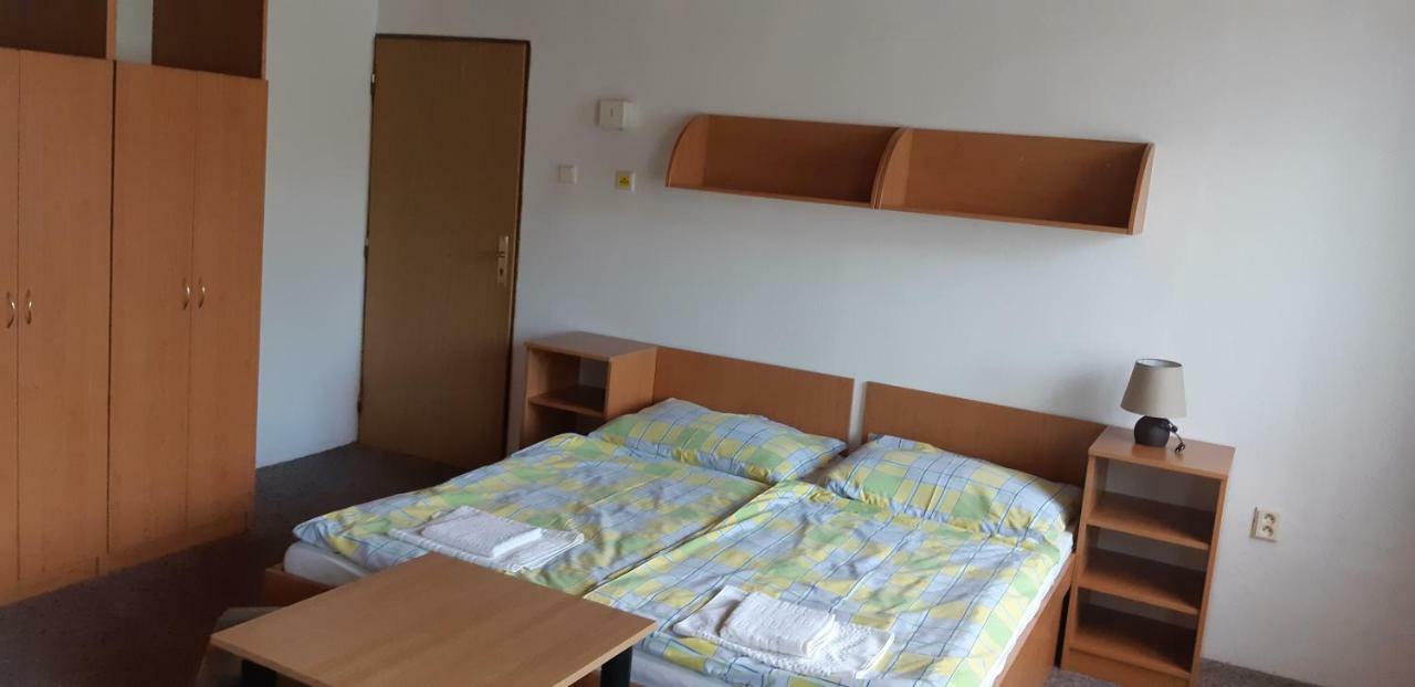 Chata Na Sousi Desna  Bagian luar foto