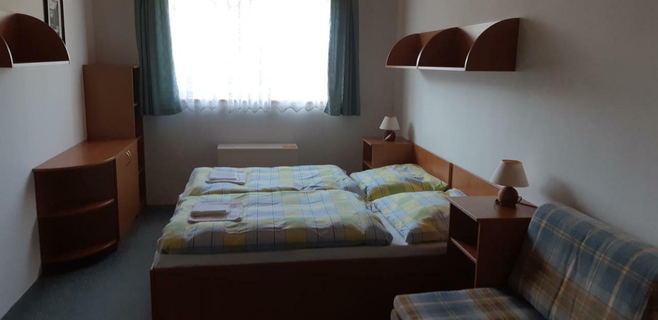 Chata Na Sousi Desna  Bagian luar foto